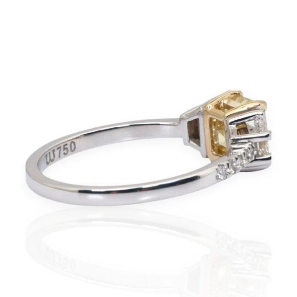 טבעת אשכול יהלומים 1.44 קראט בזהב לבן וצהוב 18 קראט, מתועדת IGI