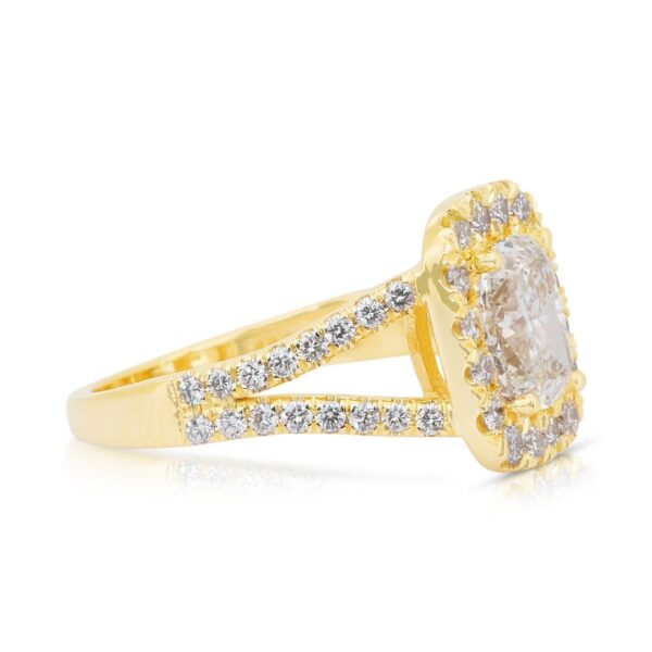 טבעת הילה יהלומים 2.43 קרט בזהב צהוב 18 קראט, מתועדת IGI