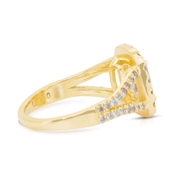טבעת הילה יהלומים 2.43 קרט בזהב צהוב 18 קראט, מתועדת IGI