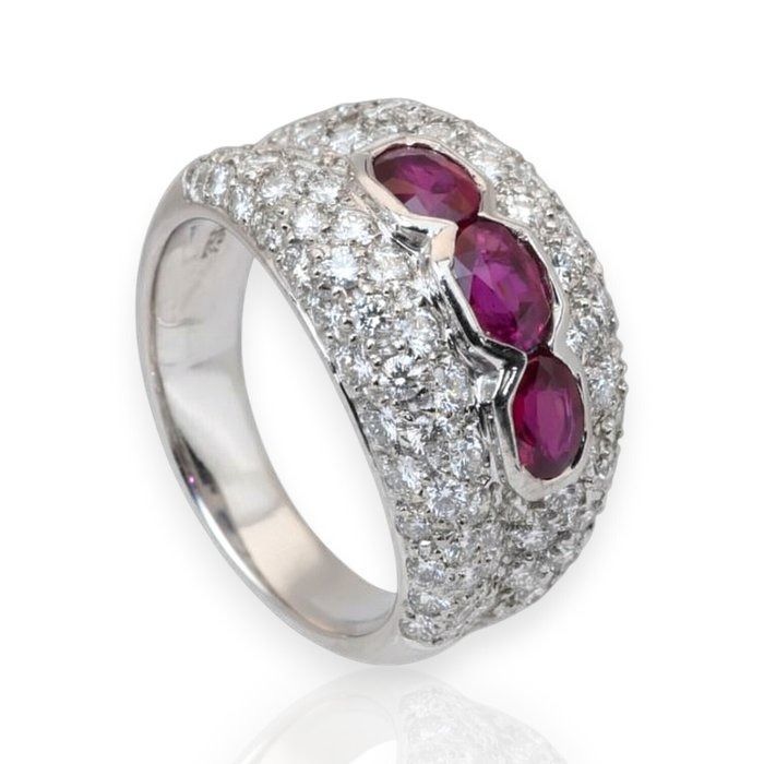 אבני אודם ויהלומים IGI מתועדת 2.84ct בזהב לבן 18k – תמונה 8