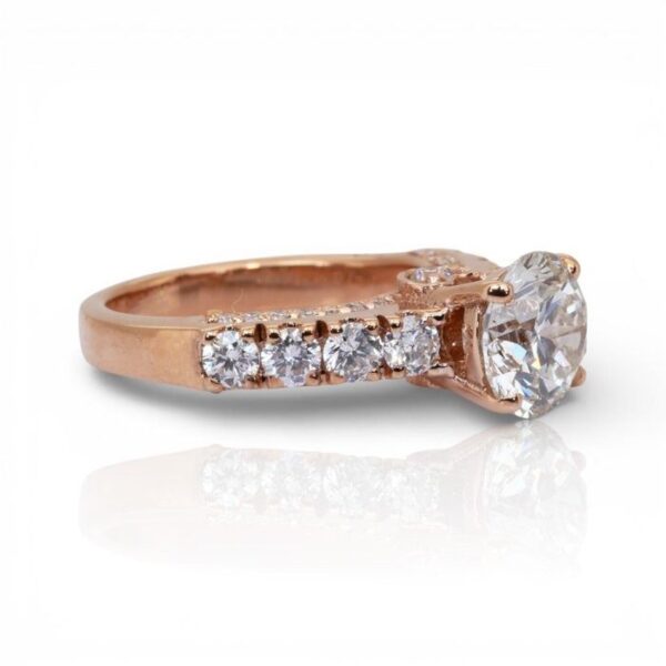 IGI מתועדת, טבעת פאווה יהלומים 3.00 קראט בזהב ורוד 18 קראט