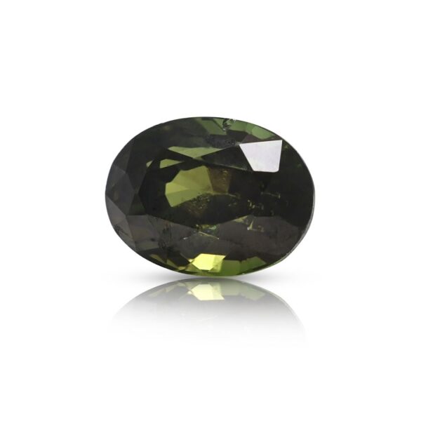 אלכסנדריט רבגוני משנה צבע, 3.68 קרט, GIA מתועדת, אובלי בחיתוך בריליאנט