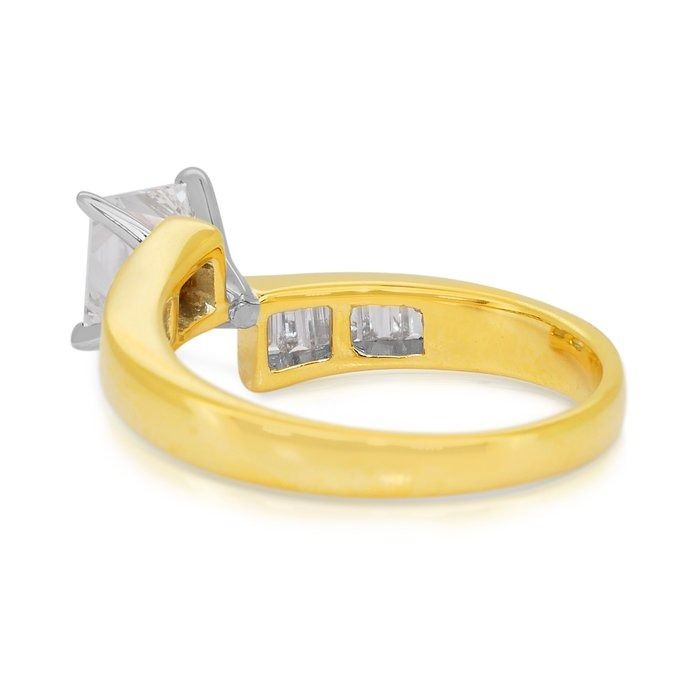 טבעת יהלומים יוקרתית במשקל 1.41 קראט בזהב 18 קראט צהוב ולבן - מתועדת IGI – תמונה 5