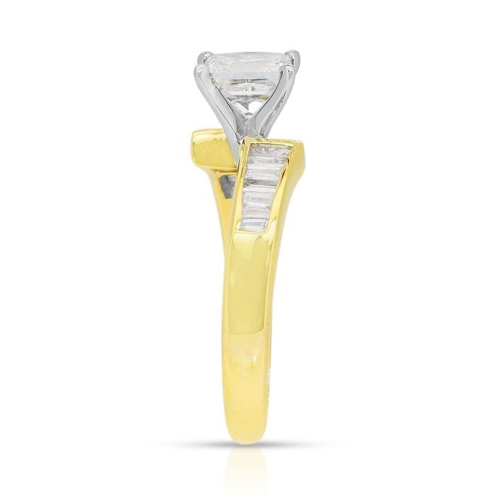 טבעת יהלומים יוקרתית במשקל 1.41 קראט בזהב 18 קראט צהוב ולבן - מתועדת IGI – תמונה 6