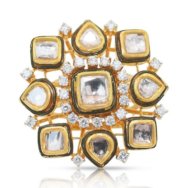 טבעת קוקטייל יוקרתית מיהלומים במשקל 4.35 קרט בזהב צהוב 18 קראט - מתועדת IGI