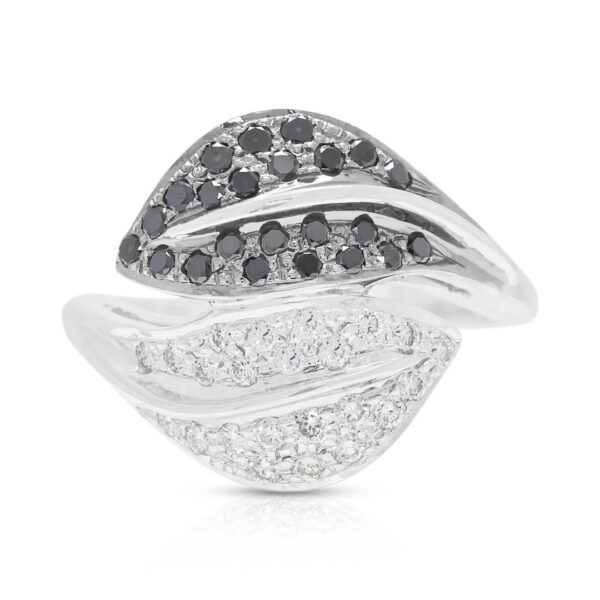 נואר 0.80ct טבעת עוקפת עלה ביהלומים טבעיים שחורים ולבנים בזהב לבן 18K