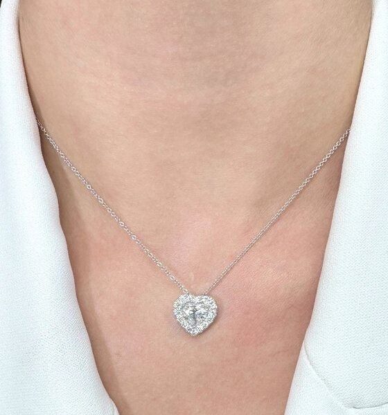 שרשרת יהלומים יוקרתית במשקל 1.46 קרט עם תליון לב בזהב לבן 18 קראט - מתועדת על ידי IGI
