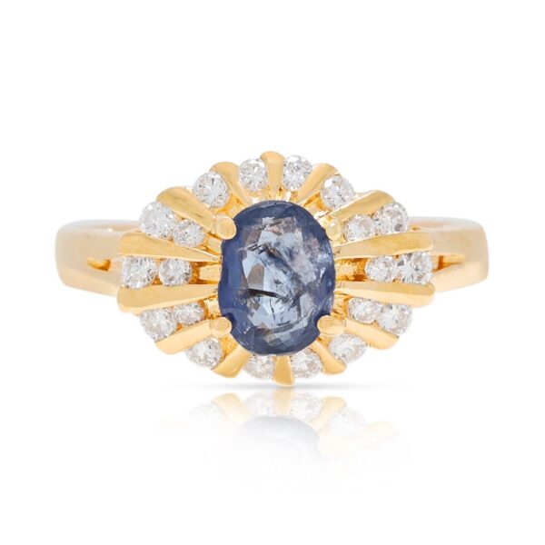 טבעת זוהרת בעיצוב קרני שמש עם יהלום טבעי 0.52 קראט ואבן ספיר כחולה אובלית בזהב צהוב 20K