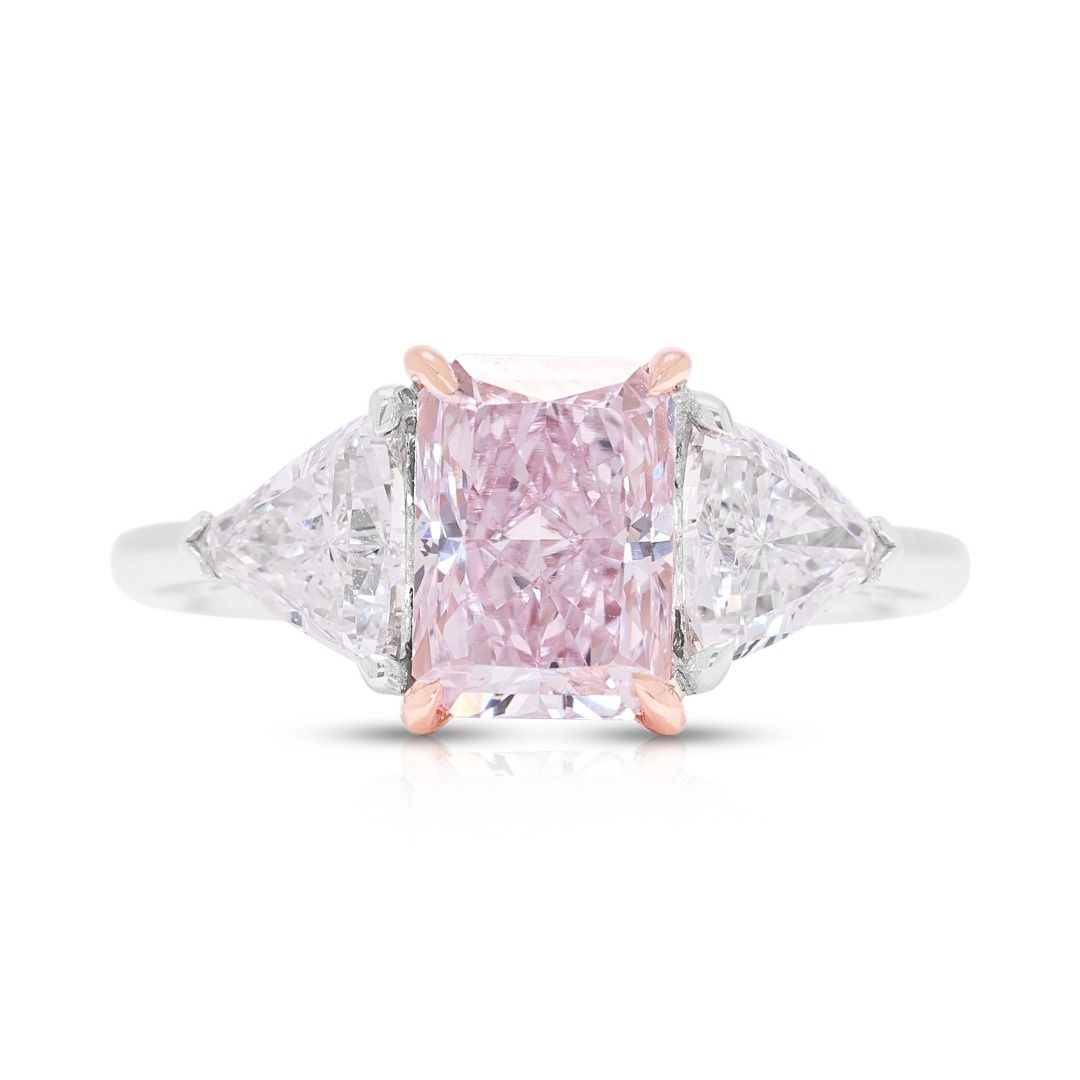 טבעת יהלום נדירה 2.69ct ורוד-סגול ולבן בזהב דו-גווני 18K (חדש) - GIA מתועדת