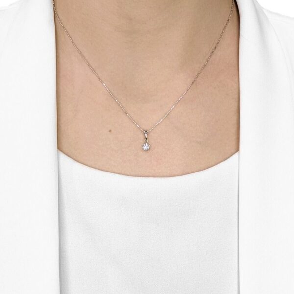 תליון סוליטר יהלום טבעי מעודן 0.31ct Good Heart בפלטינה - תעודת GIA