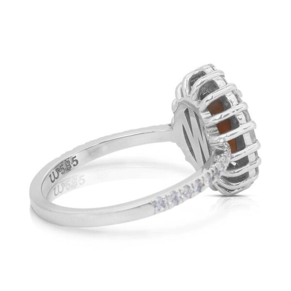 טבעת אשכול אלגנטית של כריזובריל עין החתול במשקל 2.77 קרט ויהלומים בזהב לבן 14 קראט - מתועדת IGI