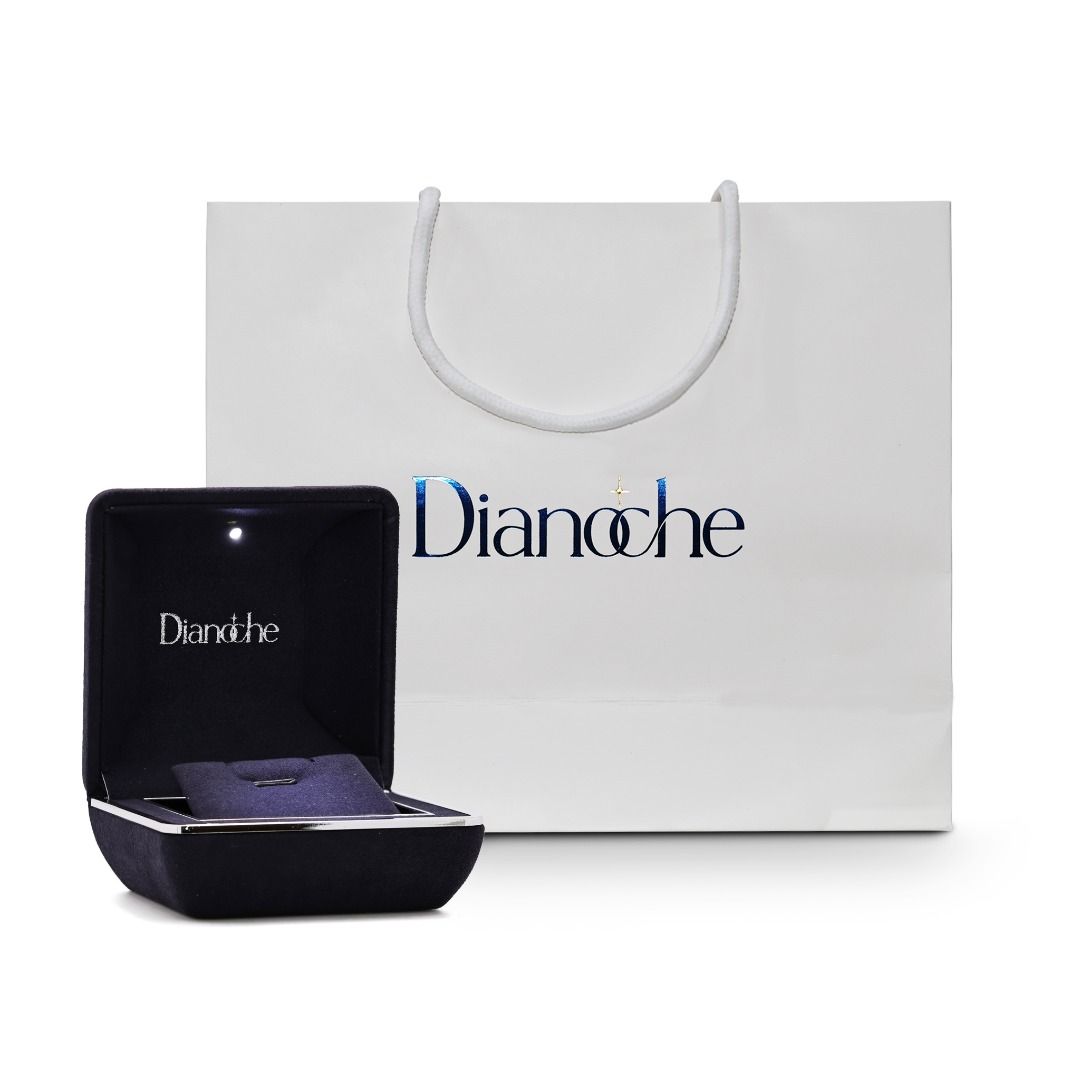 עגילים צמודים מרשימים עם פניני ים דרומי חומות בגודל 11.77 מ"מ ויהלומי 0.12 קראט בזהב לבן 18 קראט – תמונה 8