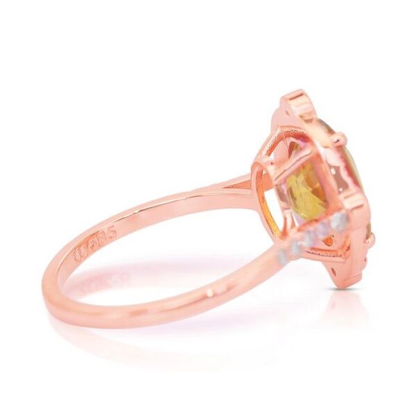 טבעת אשכול מרהיבה של ספיר 4.06 קראט ויהלומים בזהב ורוד 14 קראט - מתועדת IGI