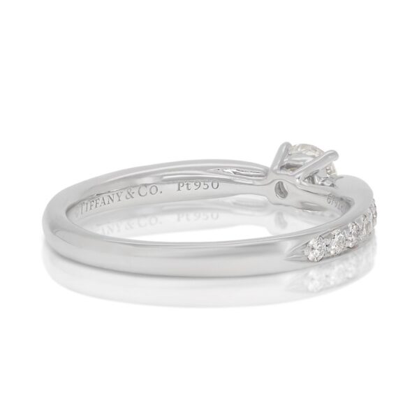 Tiffany & Co. טבעת יהלומים טבעיים בשיבוץ פאווה 0.40ct מזהב לבן 18K עם תעודה