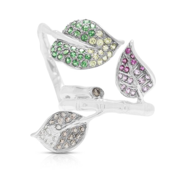 טבעת מעצבים אמנותית משובצת ספיר, צאבוריט ויהלומים במשקל 1.22 קרט בזהב לבן 18 קראט