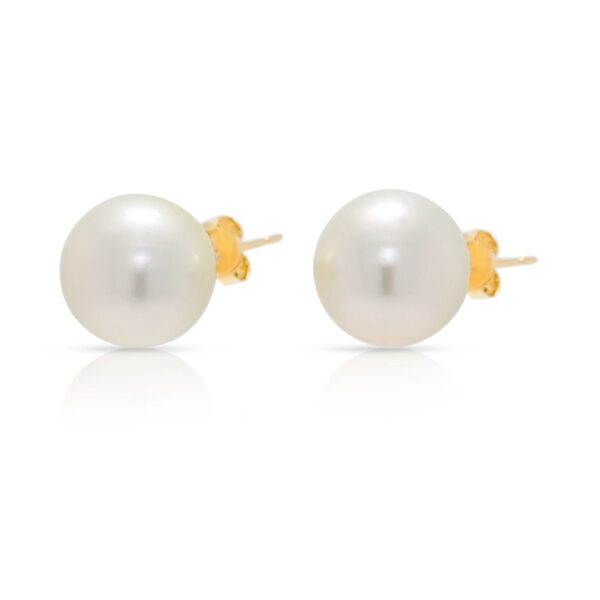 עגילים צמודים קלאסיים עם פניני ים הדרומי בקוטר 12.5 מ"מ בזהב צהוב 14 קראט