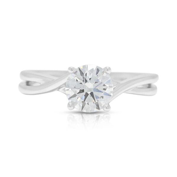 טבעת יהלום מעבדה עגול בחיתוך בריליאנט במשקל 1.04 קרט, מרהיבה, בזהב לבן 18 קראט - מתועדת IGI