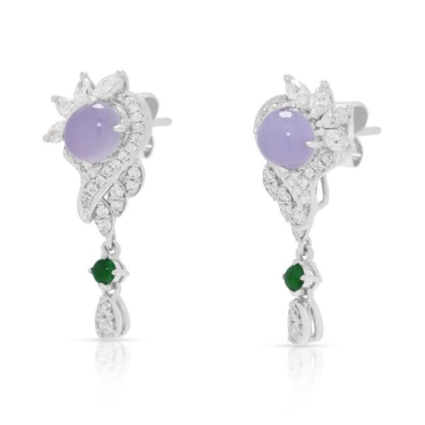 עגילים תלויים אלגנטיים מיהלומים במשקל 0.29ct וג'ייד בזהב לבן 18K