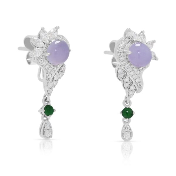 עגילים תלויים אלגנטיים מיהלומים במשקל 0.29ct וג'ייד בזהב לבן 18K