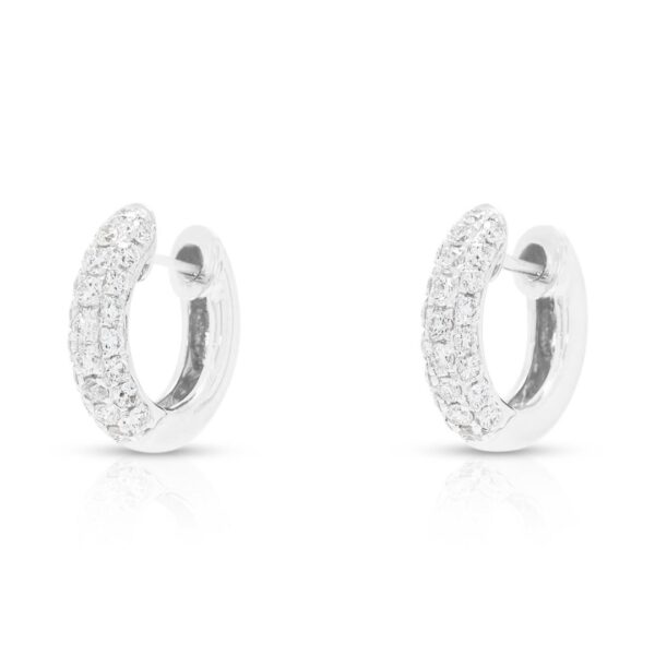 עגילי חישוק 'האגי' Flower Diamond 0.50 קראט בזהב לבן 18 קראט