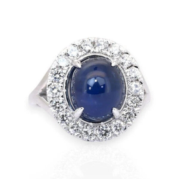 טבעת קוקטייל יוקרתית GIA עם ספיר 7.32ct ויהלומים, מזהב לבן 18k