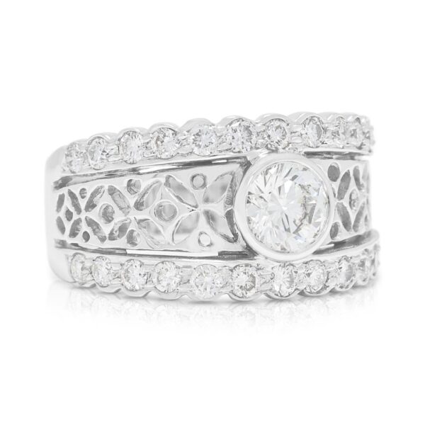 טבעת יהלומים מפוארת 0.56 קראט בזהב לבן 18K