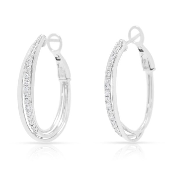 עגילי חישוק Destinee יוקרתיים מזהב לבן 18 קראט, משובצים ביהלומים טבעיים במשקל 0.48 קראט (חדש)