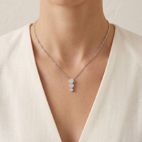 שרשרת אשכול יהלומים עגולים מנצנצת במשקל 0.36 קראט בזהב לבן 18 קראט (חדש)