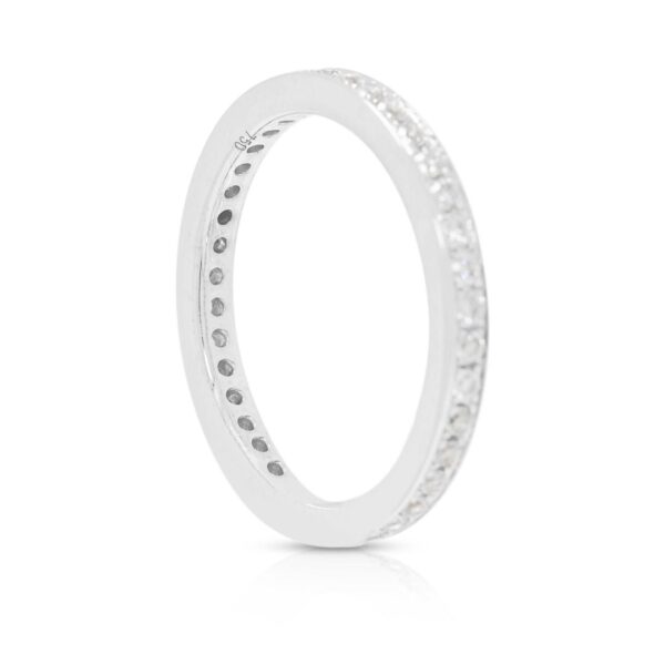 טבעת איטרניטי יהלומים נוצצת 0.38ct בזהב לבן 18K