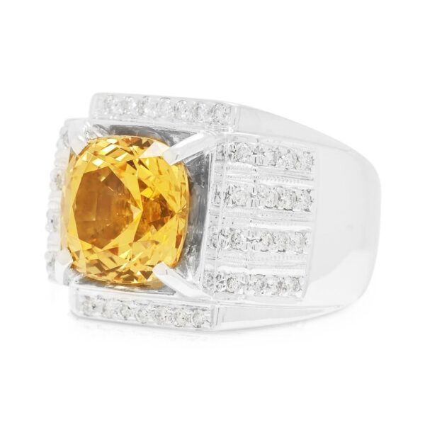 טבעת נוכחות טופז צהוב ויהלומים 9.29 קראט בזהב לבן 8 קראט - מתועדת NGI