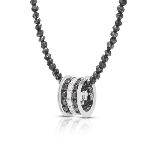 שרשרת יהלומים שחורים ולבנים מרשימה במשקל 150.7 קרט, בזהב לבן 18K