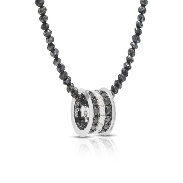 שרשרת יהלומים שחורים ולבנים מרשימה במשקל 150.7 קרט, בזהב לבן 18K