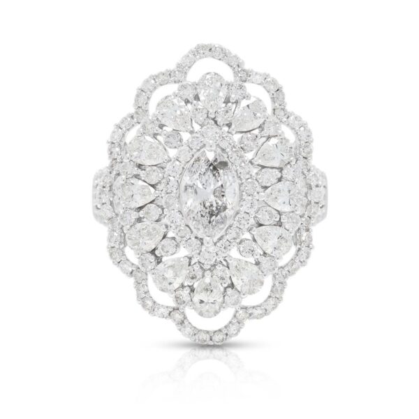 טבעת הצהרה מרהיבה משובצת יהלומים במשקל 3.42 קרט בזהב לבן 18 קראט - מתועדת NGI