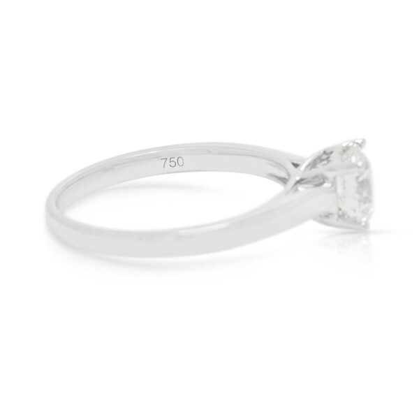 טבעת סוליטר יהלום נצחית 0.65 קראט בזהב לבן 18K - מתועדת GIA