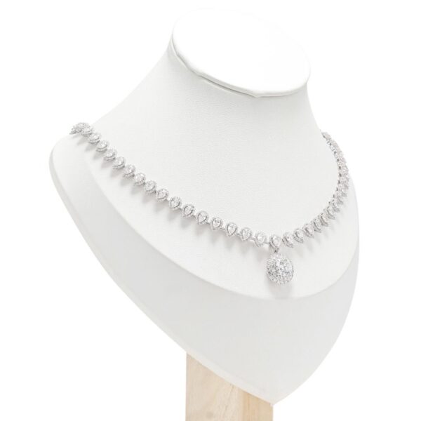 שרשרת טניס רב-גונית 13.95ct עם הילה כפולה ותליון נתיק 2 ב-1, מזהב לבן 18 קראט – מתועדת GIA