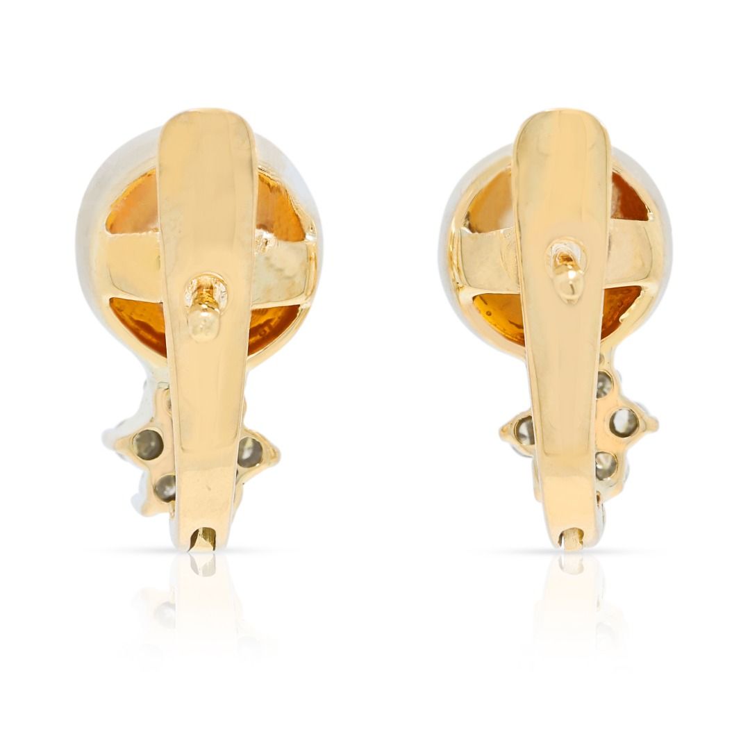 ⁦עגילי וינטג' עם יהלומים במשקל 0.14 קרט ופניני אקויה בזהב צהוב 14 קראט⁩ – תמונה ⁦7⁩