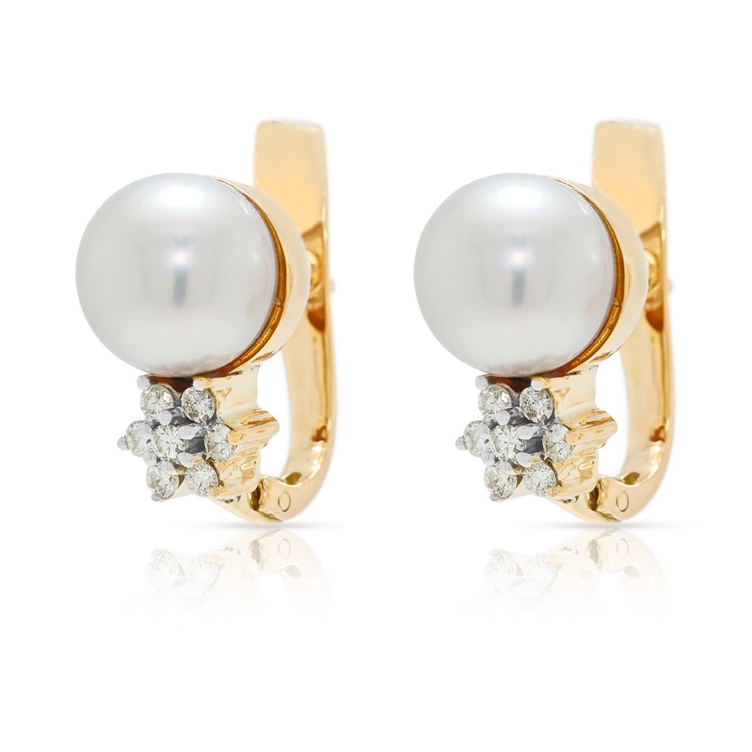 ⁦עגילי וינטג' עם יהלומים במשקל 0.14 קרט ופניני אקויה בזהב צהוב 14 קראט⁩ – תמונה ⁦4⁩