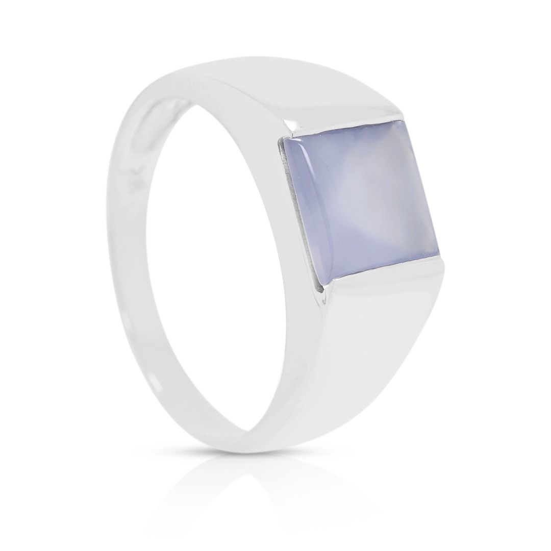 ⁦טבעת בסגנון וינטג' מזהב לבן 18K משובצת קלצדוני בחיתוך כרית 8 מ"מ⁩ – תמונה ⁦5⁩