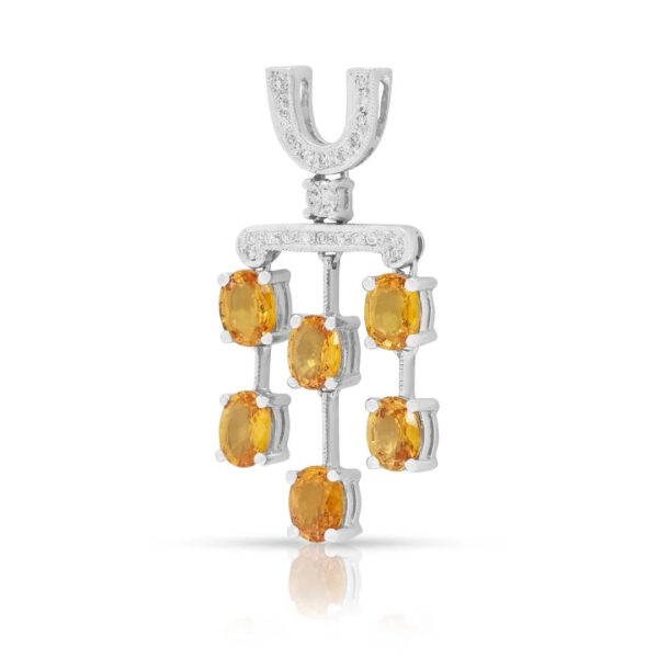 תליון ספיר כתום זוהר 3.75ct ויהלומים בזהב לבן 18K