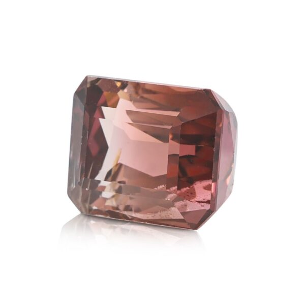 אבן חן טורמלין טבעית חופשית, 7.39ct, דו-גונית, בחיתוך בריליאנט משופר מלבני, עם תעודת NGI