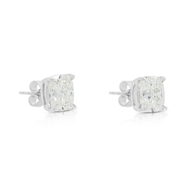 עגילי סוליטר יהלום קושן GIA מתועדת 2.00ct צמודים בזהב לבן 18K