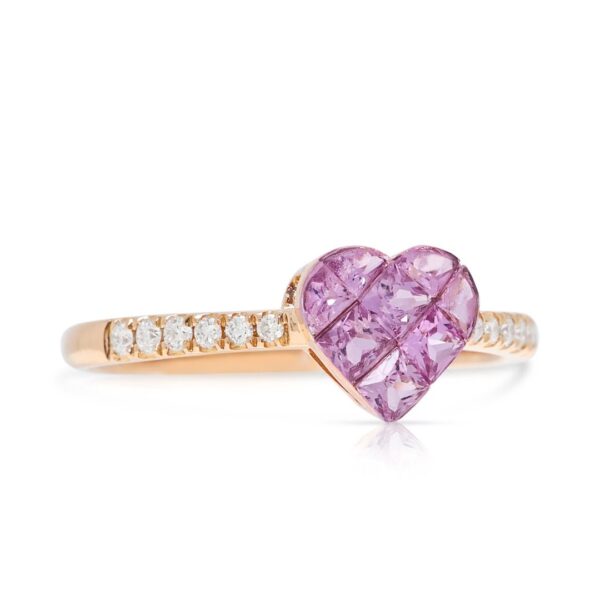 טבעת רומנטית באשכול לבבות של ספיר ורוד 0.68ct ויהלומים 0.120ct בזהב ורוד 18K (חדש)