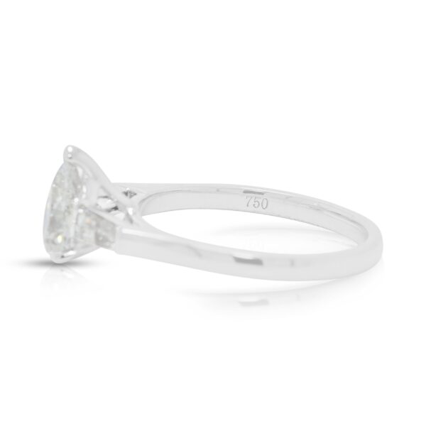 טבעת שלושה יהלומים עוצרת נשימה 1.33ct יהלום טבעי בזהב לבן 18K